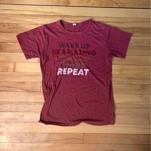 Maroon t shirt